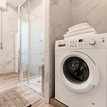Ruan Downtown - By Myhomeincomo Apartment