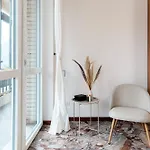 Ruan Downtown - By Myhomeincomo Appartement