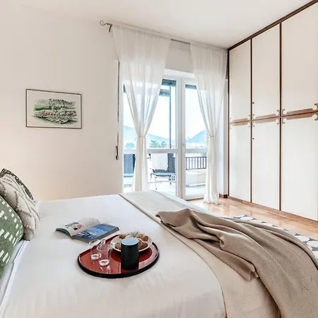 Apartmán Ruan Downtown - By Myhomeincomo *